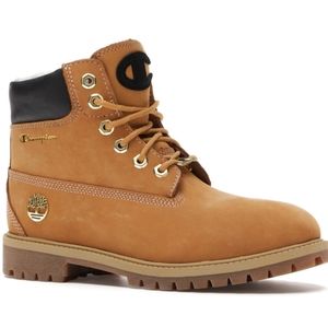 "LIKE NEW" TIMBERLAND® x CHAMPION 6" SHEARLING BOOT YOUTH GS 4.5